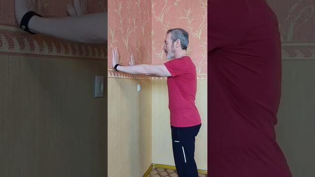 Убираем боли в грудном отделе позвоночника