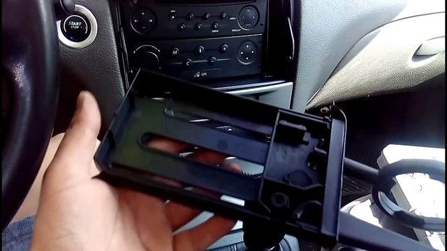 Renault Laguna 2 jak wymontować cup holder (uchwyt na kubki)