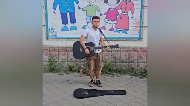 Донецк сегодня 25.07.2024 Уличный музыкант. Попали под повторный обстрел