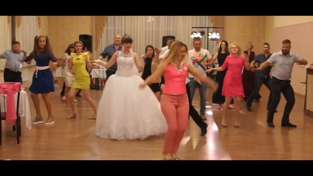 Ведущая Наталья Громова
