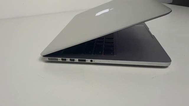 #45 MACBOOK PRO A1502