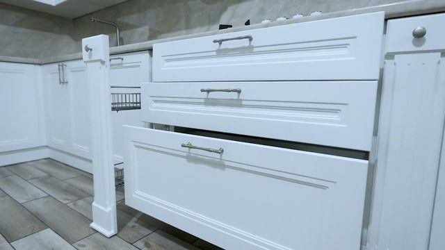 Видеообзор кухонной мебели от 
