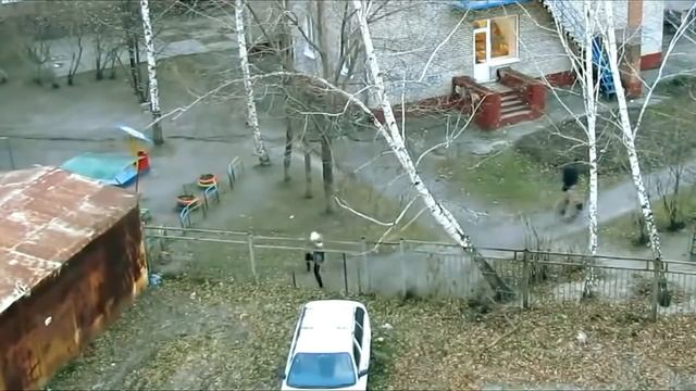 Как детки в садик ходят...!Забор...?Где забор....???!!