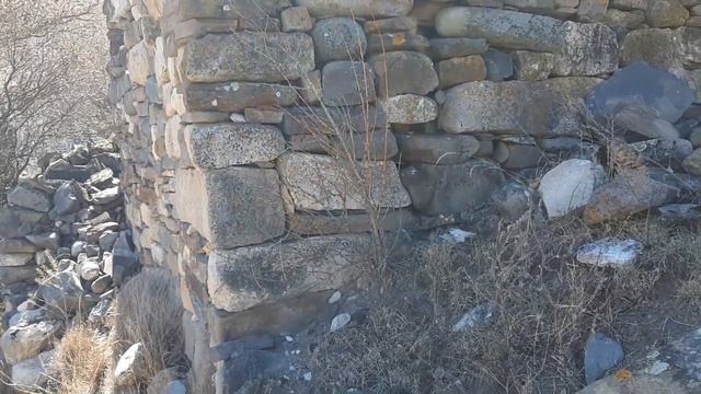 ГДЕ ДЕЛАЛИ БЕЗРАСТВОРНЫЕ КЛАДКИ КАМНЯ