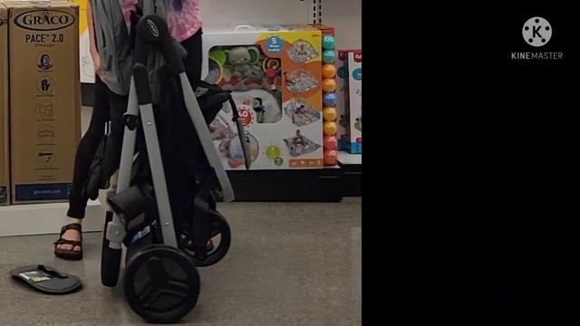 How to CLOSE the GRACO READY2GROW 2.0 Click Connect Double Stroller  How to Fold Graco Stroller