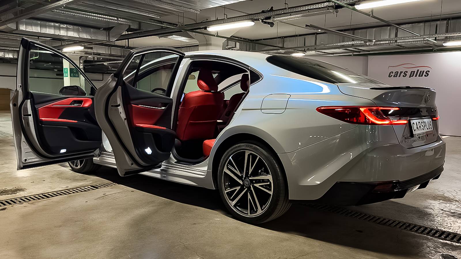 2024 New Toyota Camry (Red interior) - Управляй мечтой