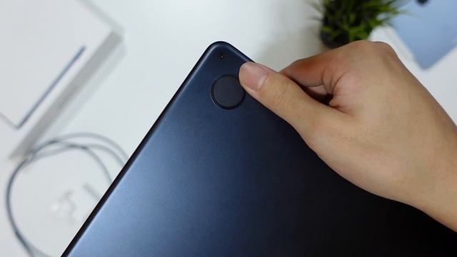M2 MacBook Air (Midnight) - Unboxing & First Impressions