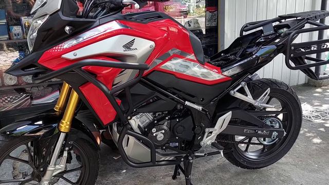 HONDA CB150X  CRASHGUARD & BRACKET MADE & INSTALLED BY: RED MOTOSHIELD