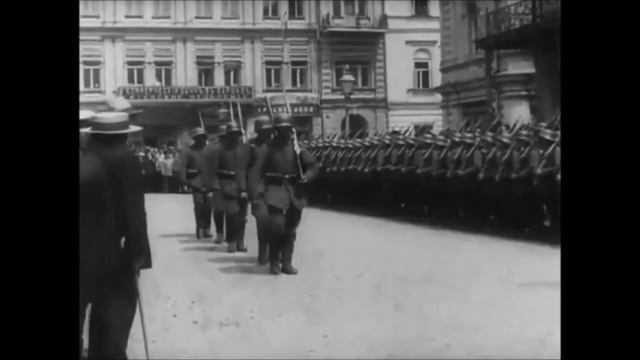 Германская пехота марширует по Киеву  (1918)
