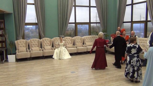 ДЕФИЛЕ ДАМ" Я ПОМНЮ ЧУДНОЕ МГНОВЕНЬЕ"" НародАртист Советского Союза С Лемешев Ведущая Г Александров