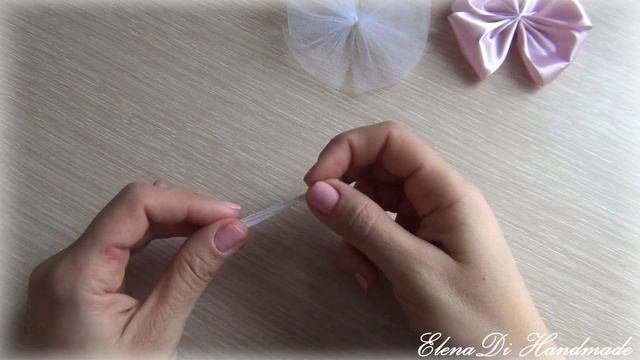 Розовые бантики из фатина и атласной ленты на заколке