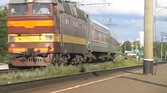 ЧС4т с поездом Ижевск-Новороссийск
