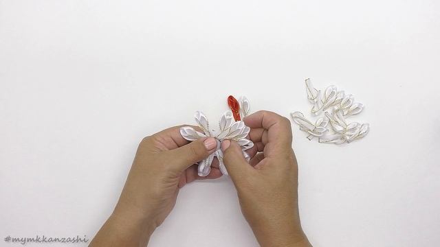Резинки канзаши из узкой ленты МК Kanzashi Tutorial DIY МойМК