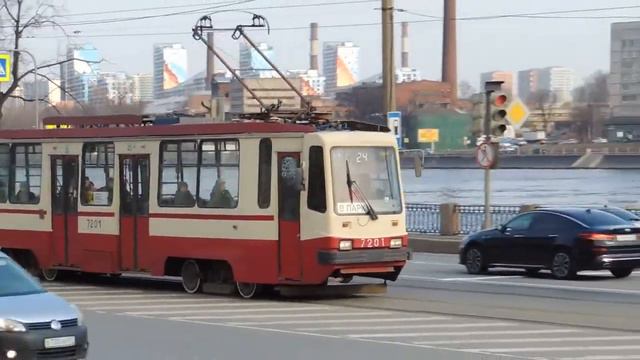 Пассажирский городской транспорт - Трамвай Санкт-Петербурга