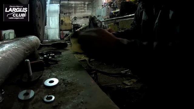 Установка Защита порогов с алюминиевым листом LADA Largus  подробное видео