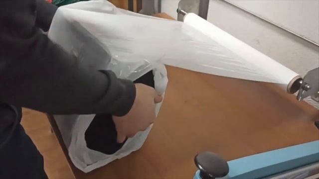 Диспенсер для стрейч-пленки