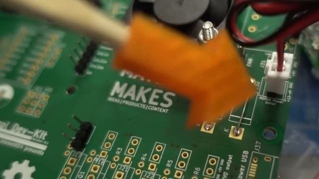 MacPro G5 Cheese Grater With Raspberry Pi 4