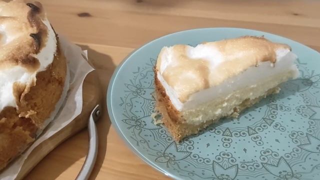 Полуночничаем с изумительным пирогом Роза ангела,  до слёз не дошло... ???