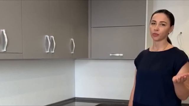 Отзыв клиента о новой кухне с каменной столешницей.