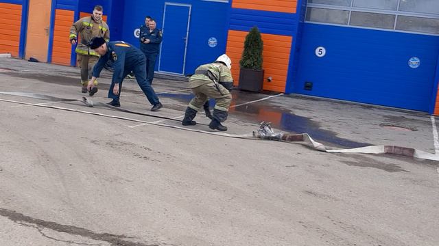 тренировка пожарных
