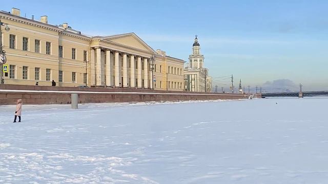 Вот так теперь можно перейти с одного берега на другой как в стародавние времена, настоящая зима...