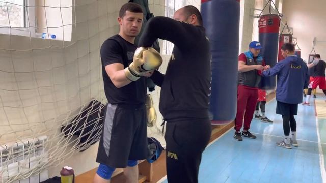 Исроил Мадримов готовится...!???