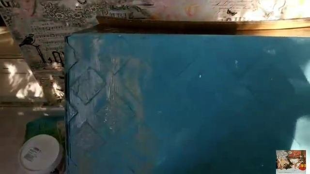 Не выбрасываем старые бумажные коробки.