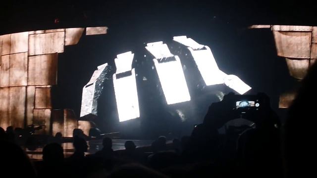 Queen + Adam Lambert Opening Video Sequence Birmingham Arena 30 November 2017