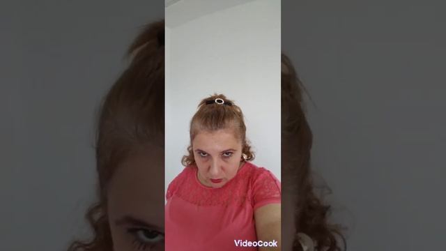 АбсОлютно я- как "мАтушка роДила", пОтом (сУп с кОтом) наРяднАя, с прОстоЙ- наипростейшей прИчёсКой