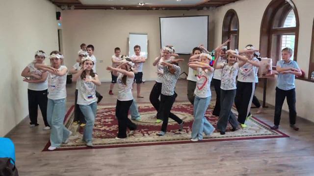 Детей из Донбасса и Белгородской области поздравили с Пасхой
