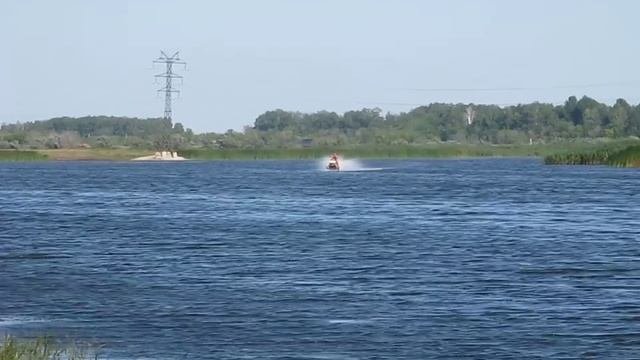 на снегоходе по воде (озеро 69км с.Георгиевка)