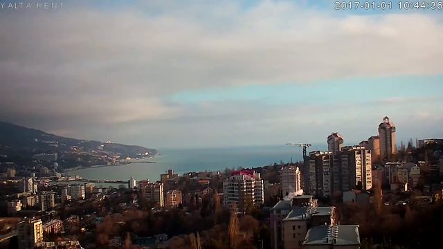Онлайн Камера - Ялта, Крым. День 2017-01-01 за 7 минут