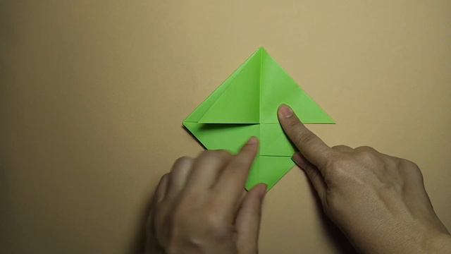 ORIGAMI - COMO FAZER UM SAPO DE DOBRADURA - Passo A Passo Fácil