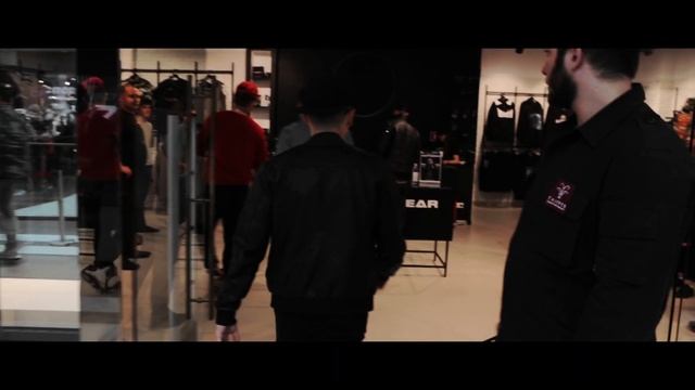 СКРУДЖИ / Автограф-сессия 4.6.17 /BLACK STAR WEAR Saint-P