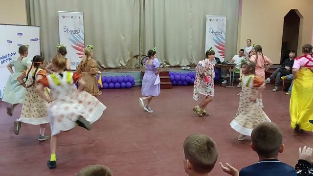 русский народный танец "ВАРЕНЬКА"