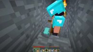5 Minecraft PRANKS To Play On Your FRIEND!