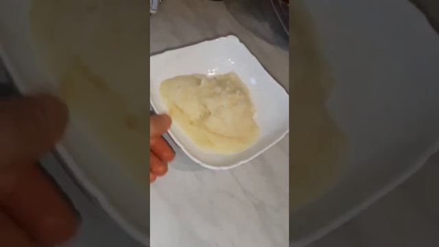 Ролик № 530. Ухандокала тарелку в микроволновке.