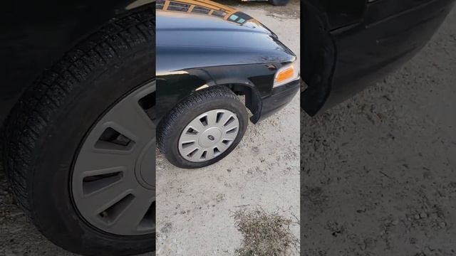 2009 P71 crown Victoria Street appearance package fbi dea car. All black. February 2023