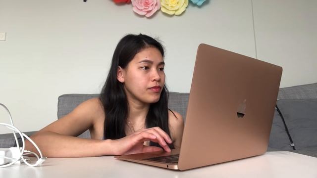 Unboxing MACBOOK AIR