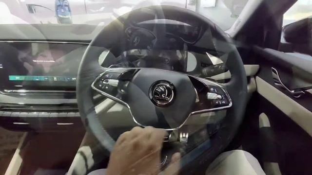 2021 Skoda Octavia L&K Review | Comfy, Practical Sedan | Throttle it out!