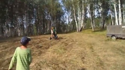 МОТОБЛОК НЕВА! ДАЖЕ ДЕТИ МОГУТ ЕЗДИТЬ КАТАНИЕ