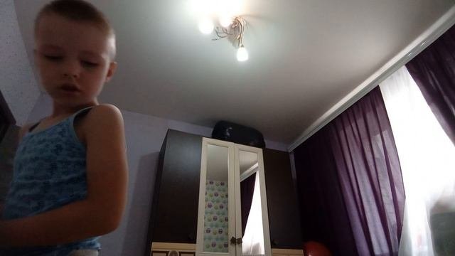 продолжение второй части как я убиваюсь в комнате со глюком