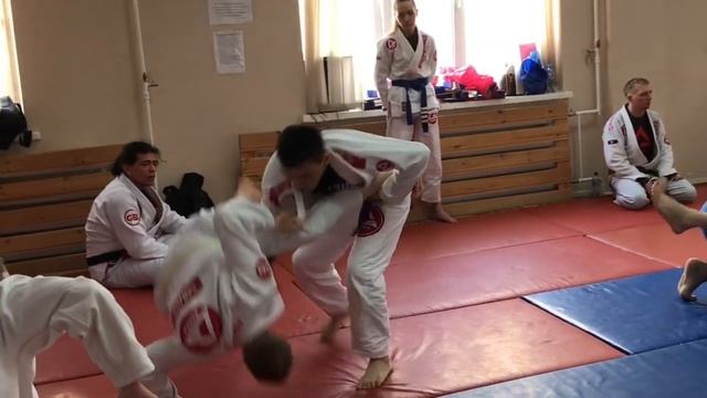 Сдача на пояса по Bjj GB