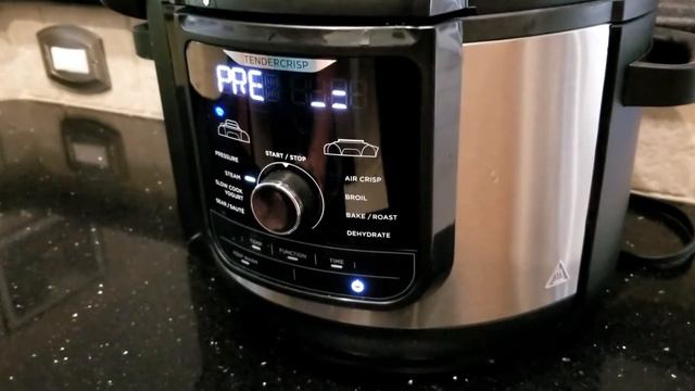 how to steam asparagus in the Ninja Foodi