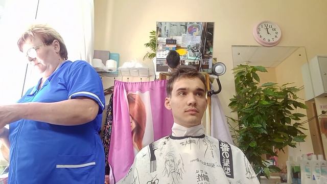 Стрижёмся под Авангард.