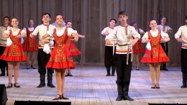 Танец Калинка #upskirt#русский#танец