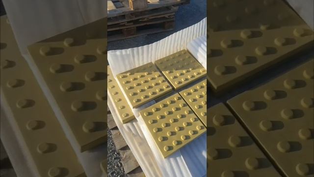 Производство бетонной тактильной плитки толщиной от 1 до 8 см