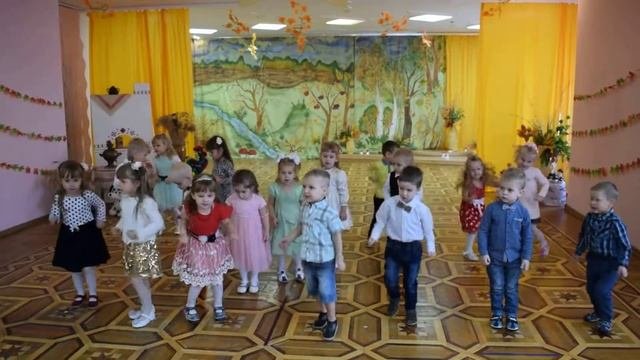 Танец Виноватая тучка. Вторая младшая группа  12. Ясли-сад  92 г. Гродно.
