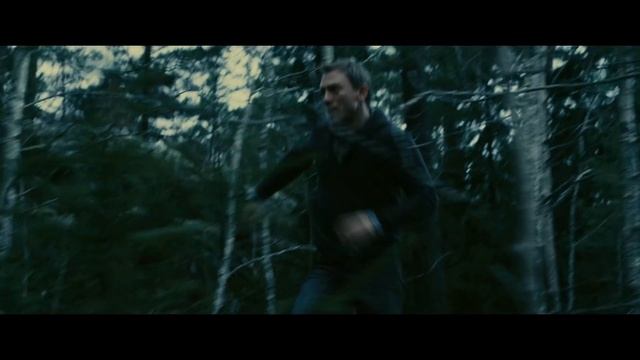 The Girl with the Dragon Tattoo - Red Band Trailer