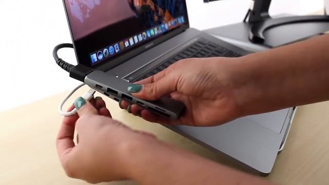 Satechi Type-C Pro Hub 4K HDMI  Thunderbolt 3